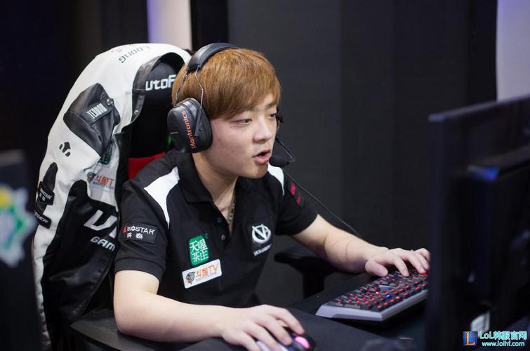 LPL赛区S14资格赛对战出炉：WBG优先选边对战LNG NIP再战JDG