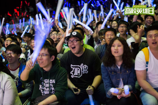 首款王者荣耀战队星元皮肤重庆狼队所属英雄公布——小乔！