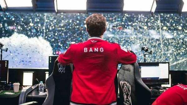 恭喜重庆狼队小胖获得2025挑战者杯FMVP！